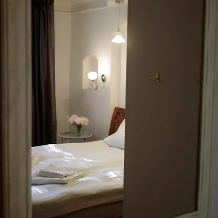 Private House 2km From Old Town ריגה