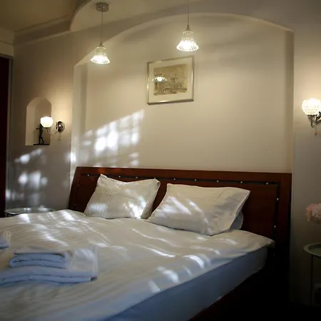 Private House 2km From Old Town בית נופש ריגה