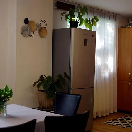 Private House 2km From Old Town ריגה